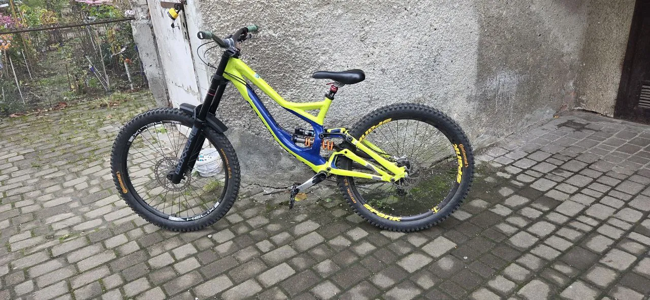 Велосипед Specialized Demo 8 650b, рама L фото 1