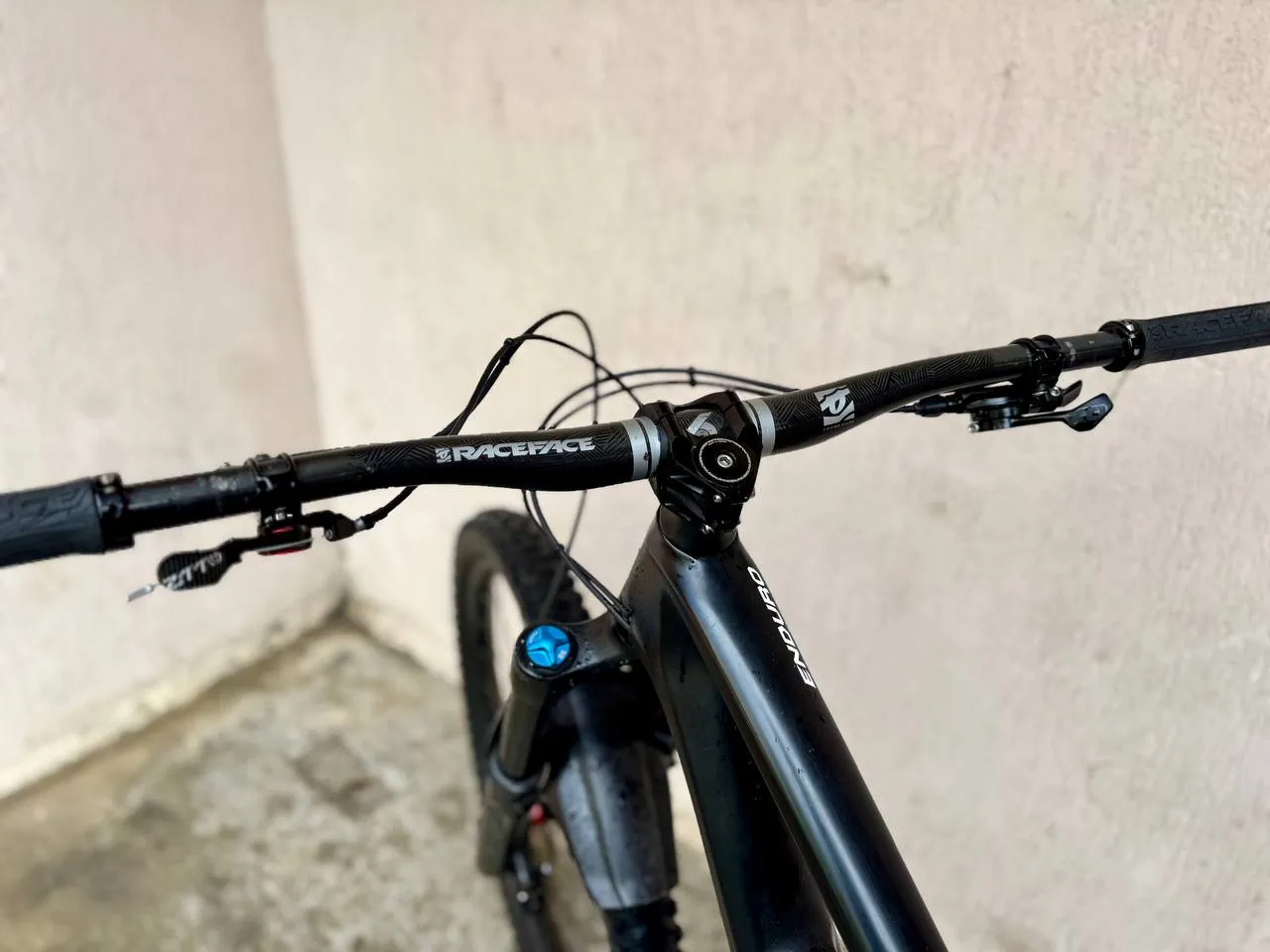 Велосипед Specialized Enduro 2019 Fattie L фото 7