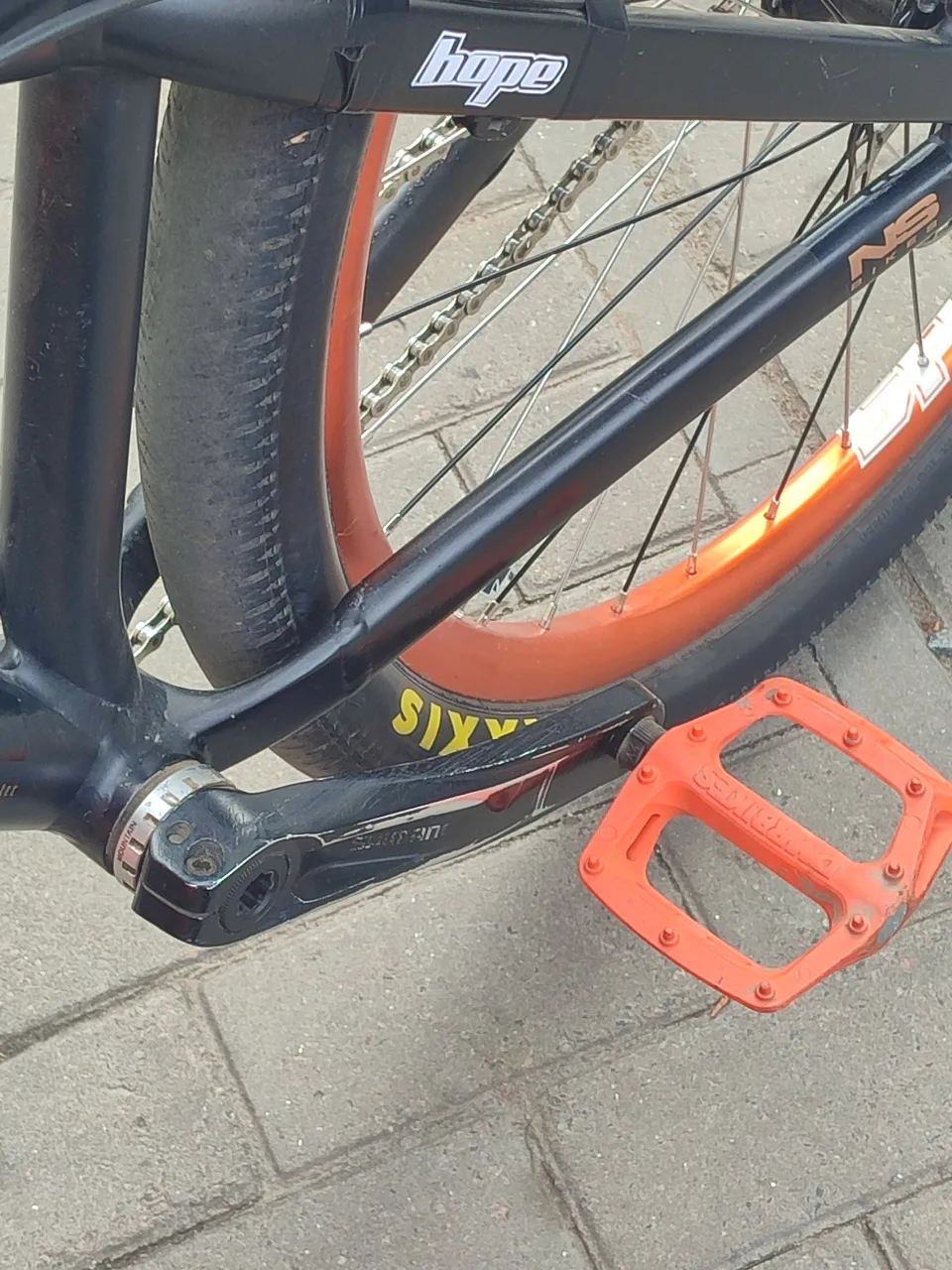 Шатуни Shimano Deore 175mm + каретка фото 5