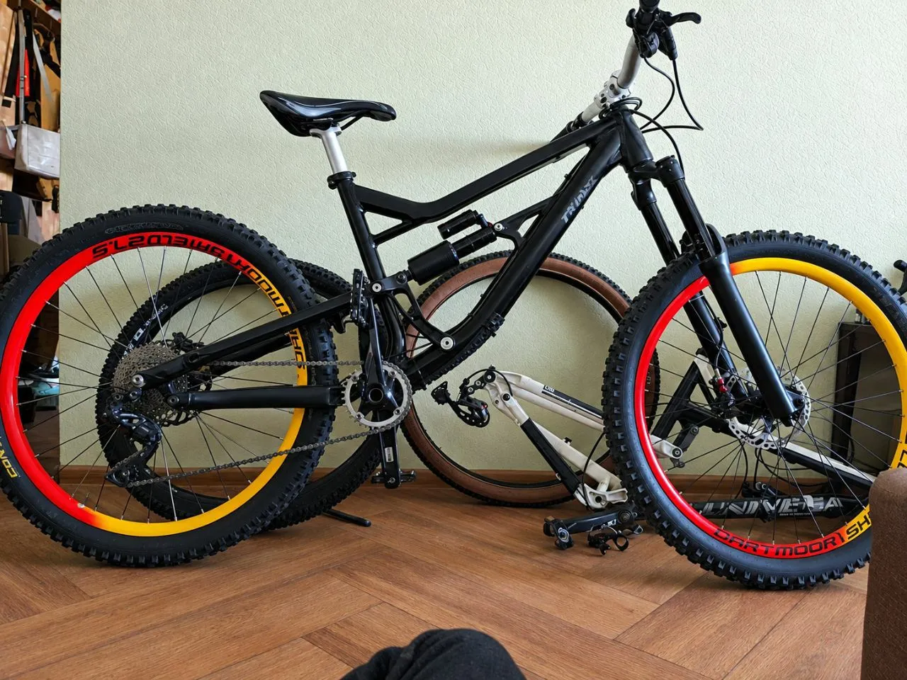 Рама Rose Soulfire 27.5 M-L з амортизатором RS Vivid R2 фото 1