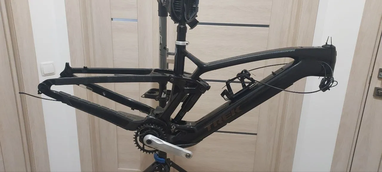 Рама Trek Fuel EX E Full Carbon OCLV + електрокомпоненти фото 1