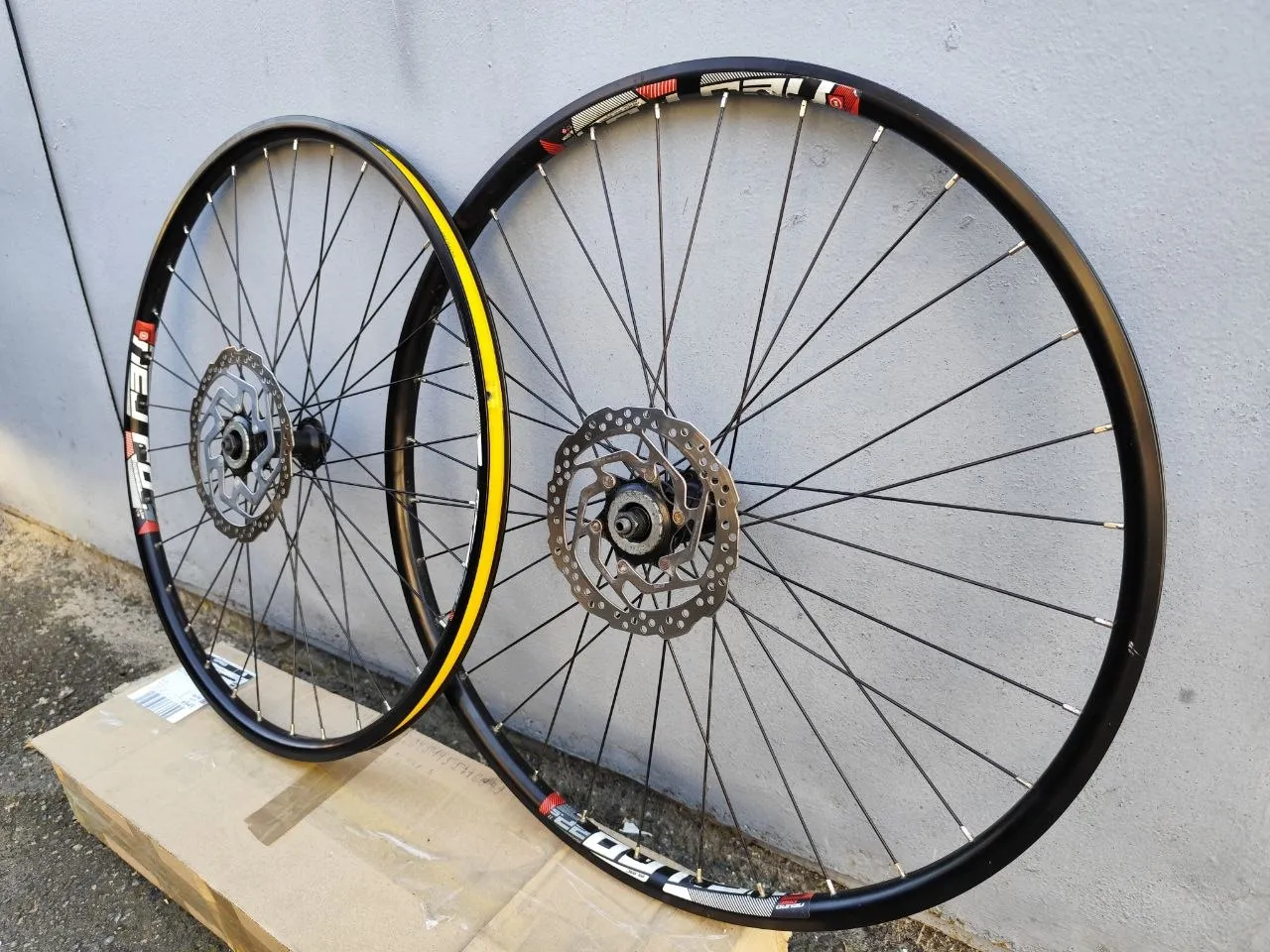 Колеса 27.5 MACH1 NEURO + SHIMANO фото 1