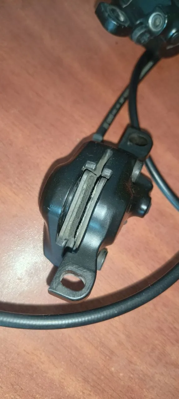Гідравлічні гальма Shimano BL-MT200 комплект перед/зад фото 6
