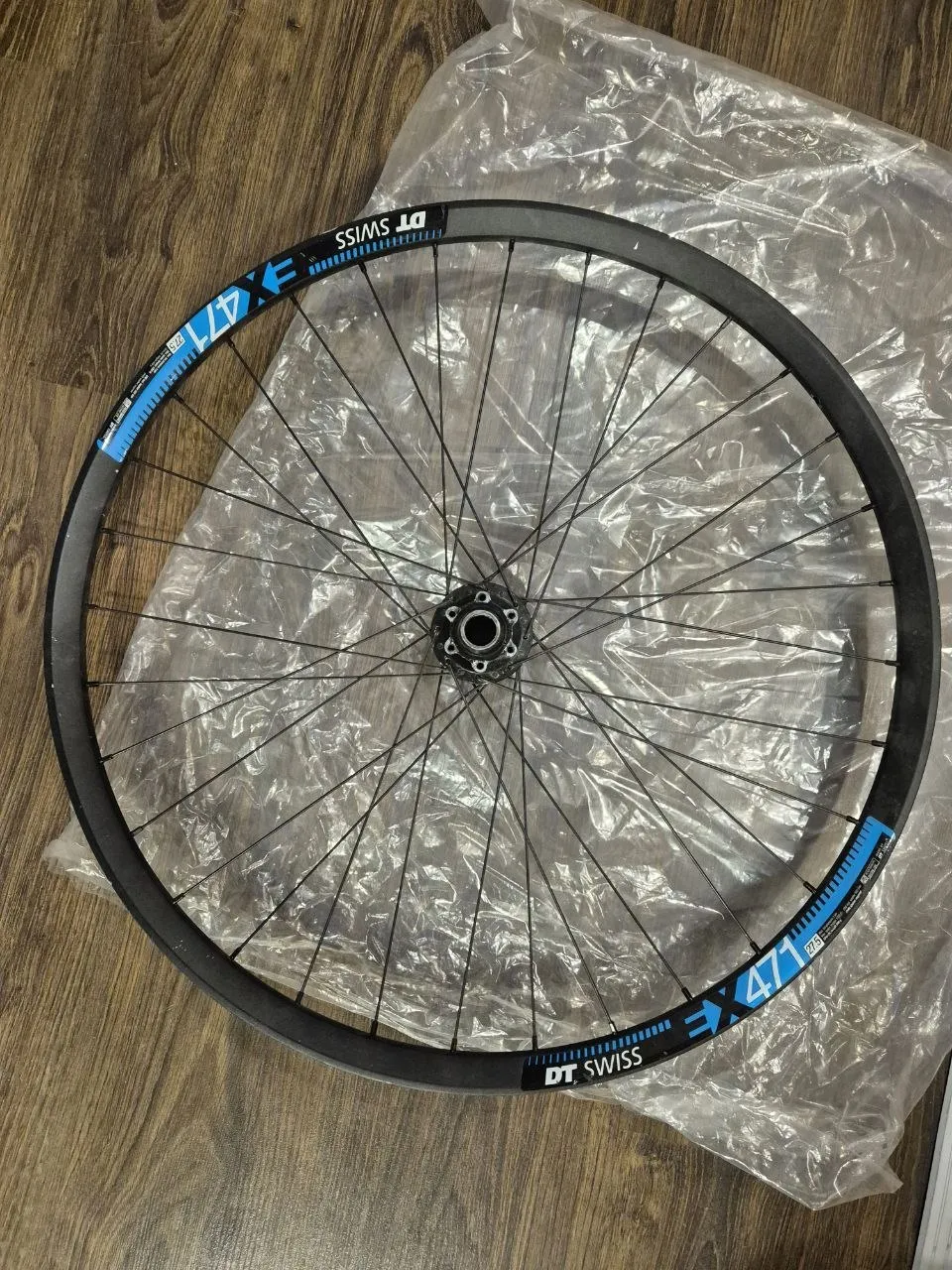 Колеса 27.5 DT Swiss + Novatek фото 3