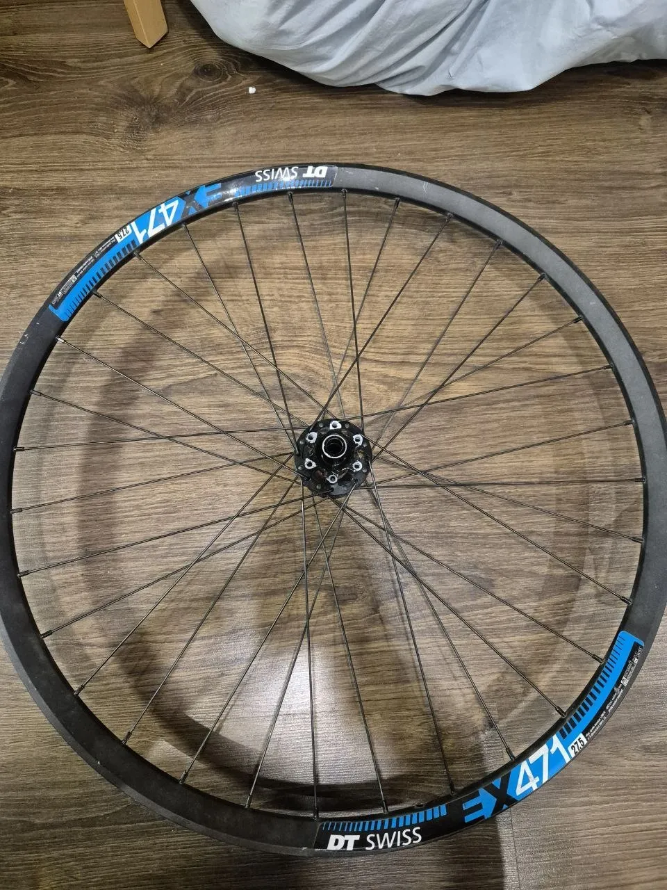 Колеса 27.5 DT Swiss + Novatek фото 1