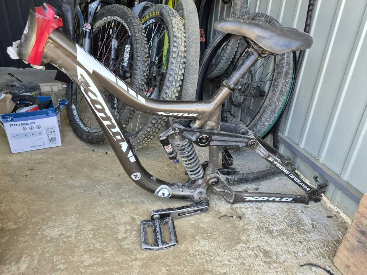 Рама Kona Operator + задній амортизатор RockShox + сідло + шатуни + педалі фото 2