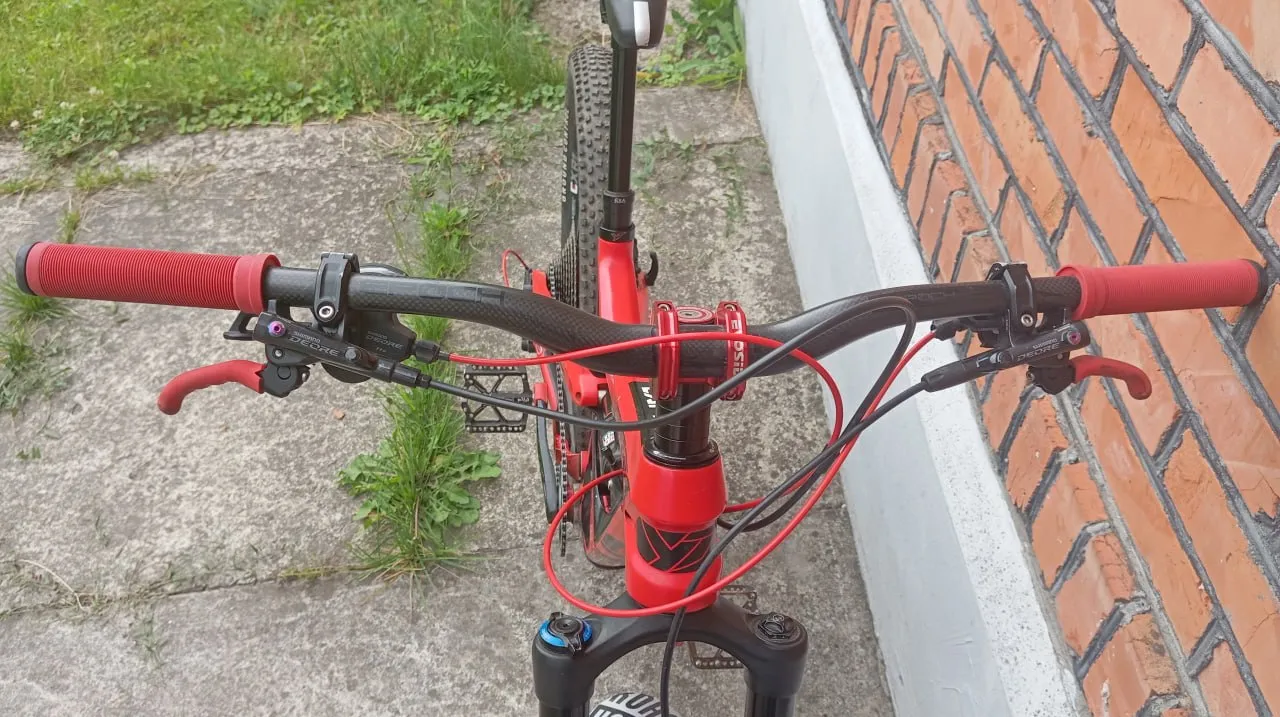 Карбоновий ендуро YT Industries Capra CF 27.5" S фото 4