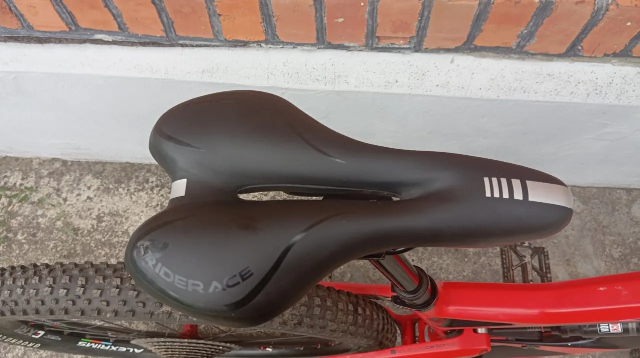 Карбоновий ендуро YT Industries Capra CF 27.5" S фото 6