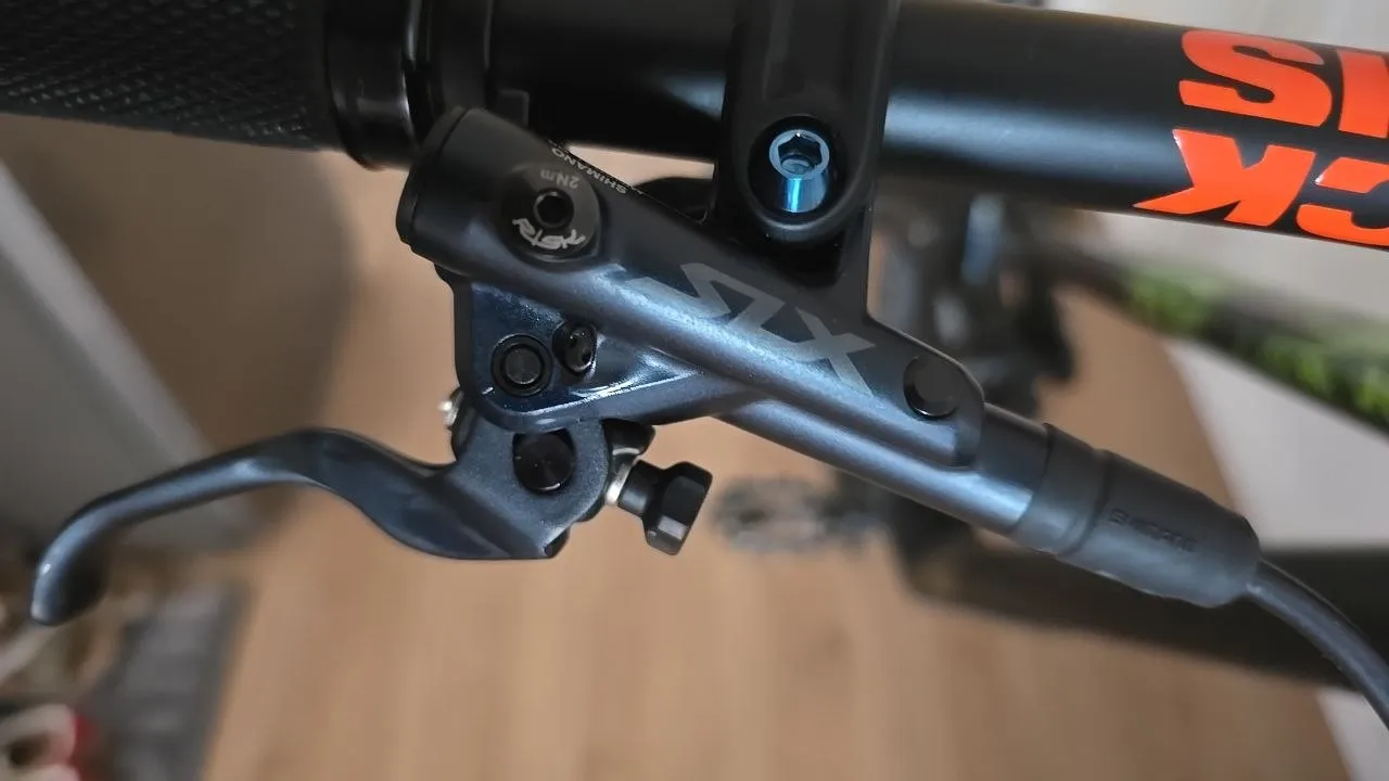 Гальма Shimano + рукави Deore SLX 7100 фото 1