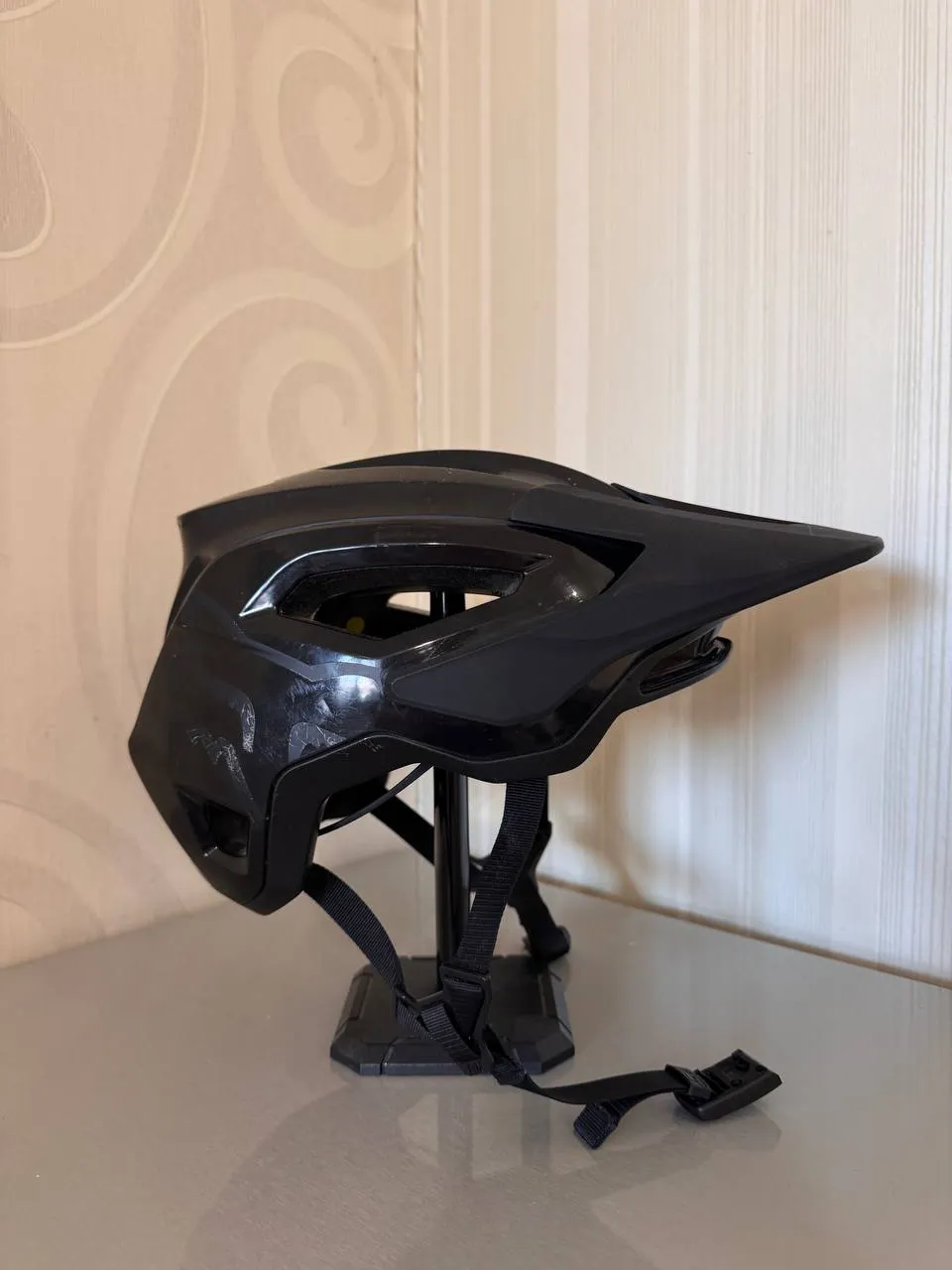 Шолом Fox Speedframe Pro 55-59 см фото 1