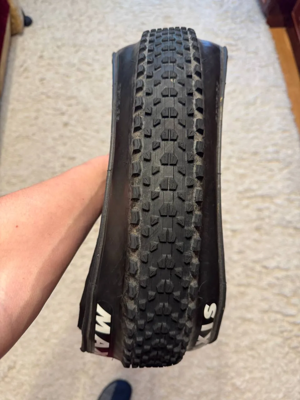 Покришка Maxxis Ikon 26x2.35 Kevlar фото 1