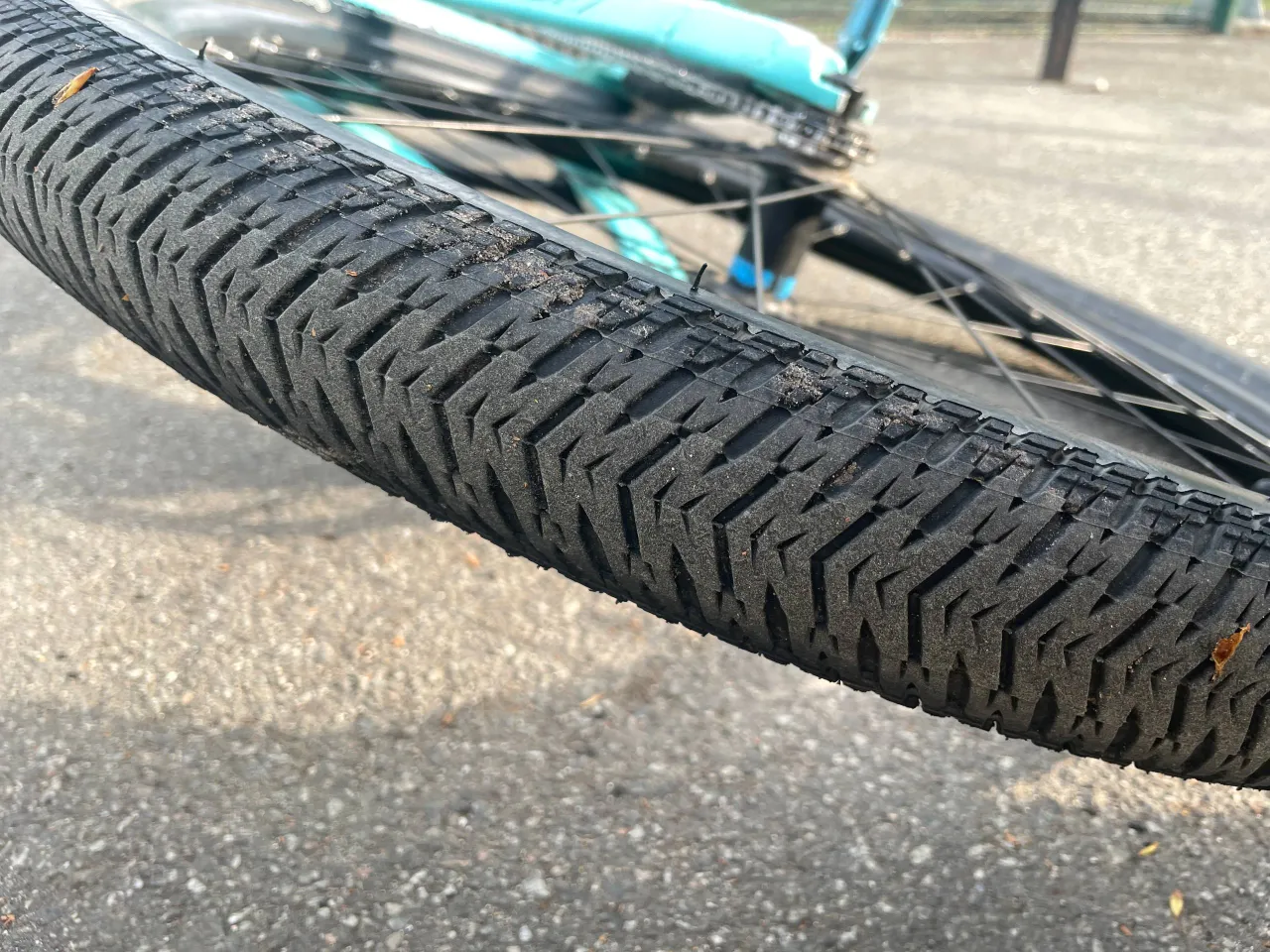 Покришка Maxxis DTH 2.3 фото 2
