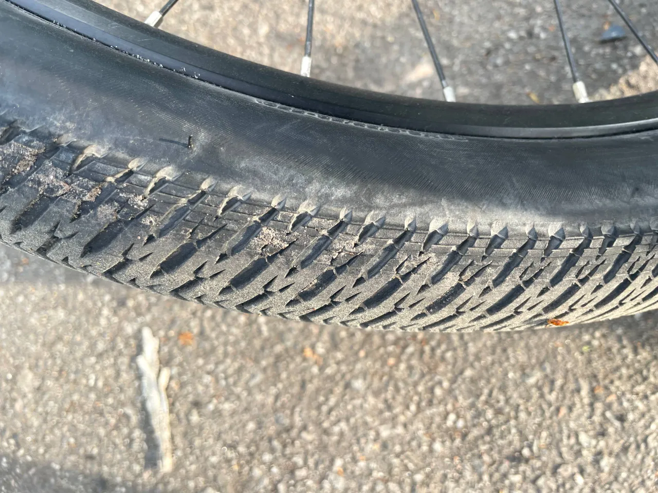 Покришка Maxxis DTH 2.3 фото 3