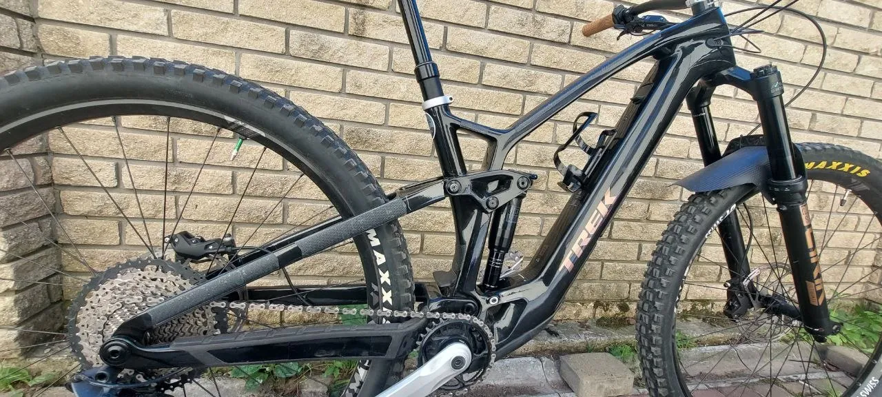 Trek Fuel EXE Carbon OCLV електровелосипед фото 3