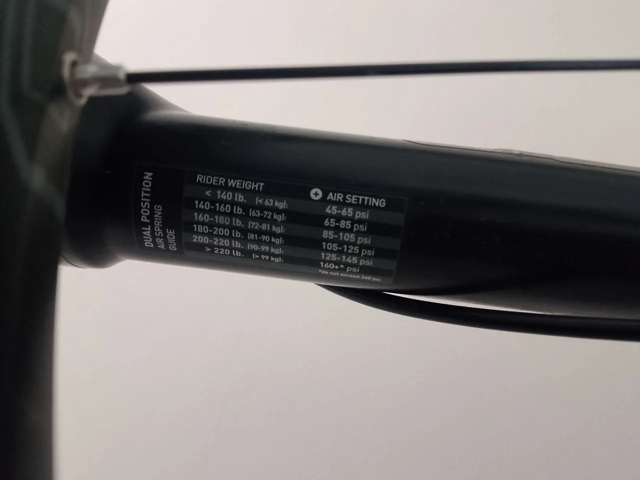 RockShox Pike Dual Position Air 27.5" вилка фото 5