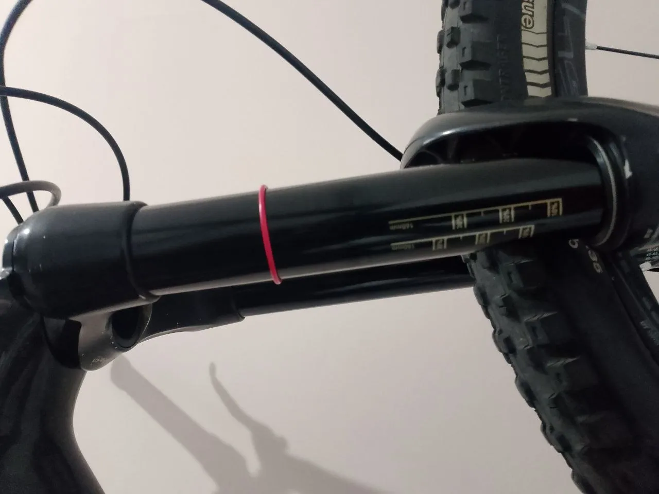 RockShox Pike Dual Position Air 27.5" вилка фото 6