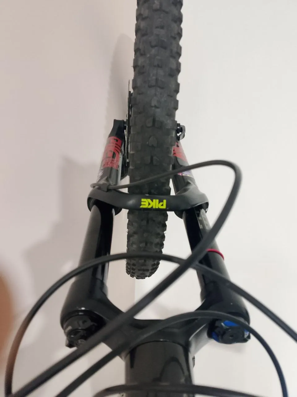RockShox Pike Dual Position Air 27.5" вилка фото 9