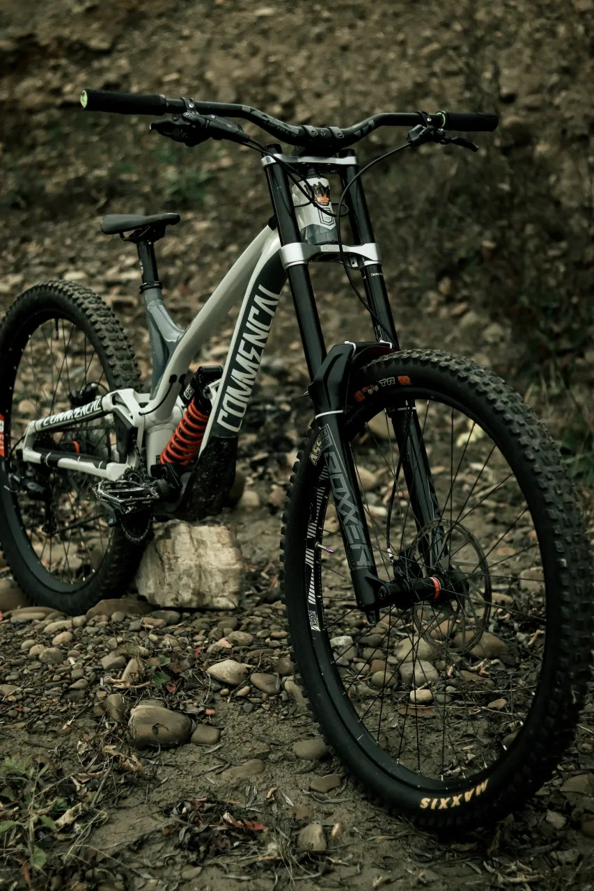 Велосипед Commencal Supreme DH V4 2022 L фото 1
