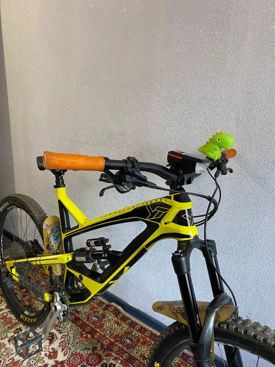 YT Capra Carbon 27.5 XL фото 3