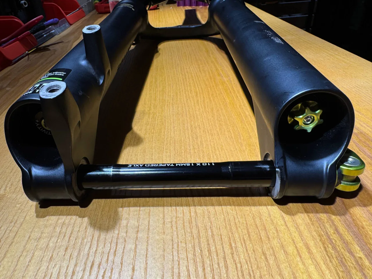 Вилка DVO Sapphire D1 29 140mm boost фото 4