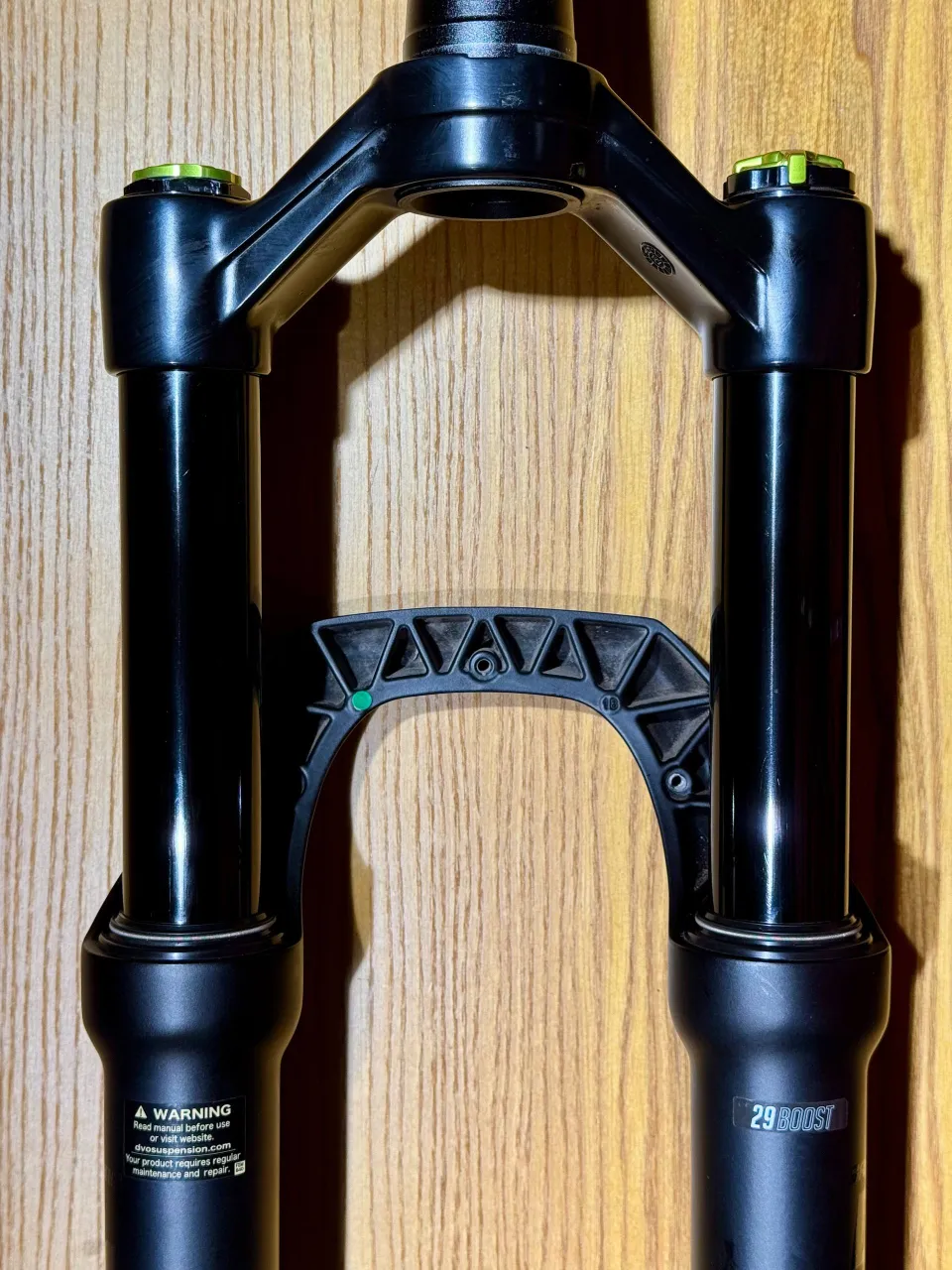 Вилка DVO Sapphire D1 29 140mm boost фото 5
