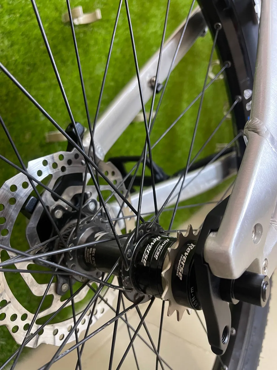 Колеса 26" + покришка Maxxis Icon + Revers Single speed kit фото 2