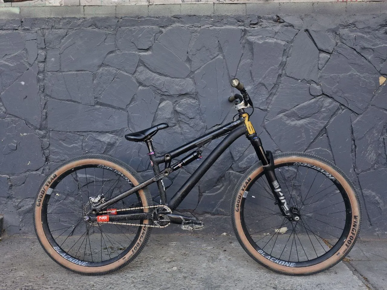 Рама NsBikes Soda Slope 2019 + амортизатор Rockshox Monarch RL фото 2