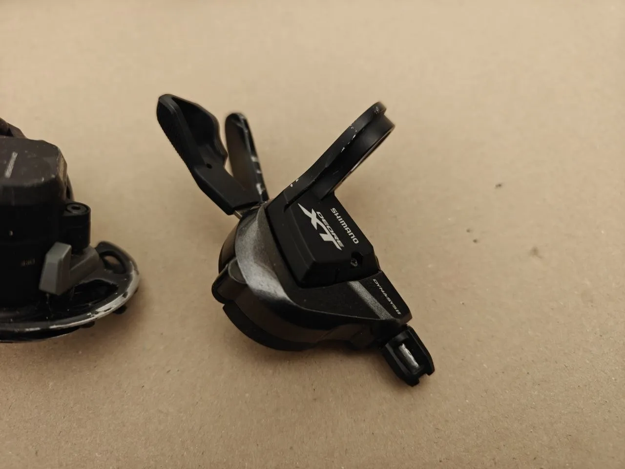 Shimano Deore XT перекидка RD-M8000 + манетка SL-M8000 на 11 фото 3
