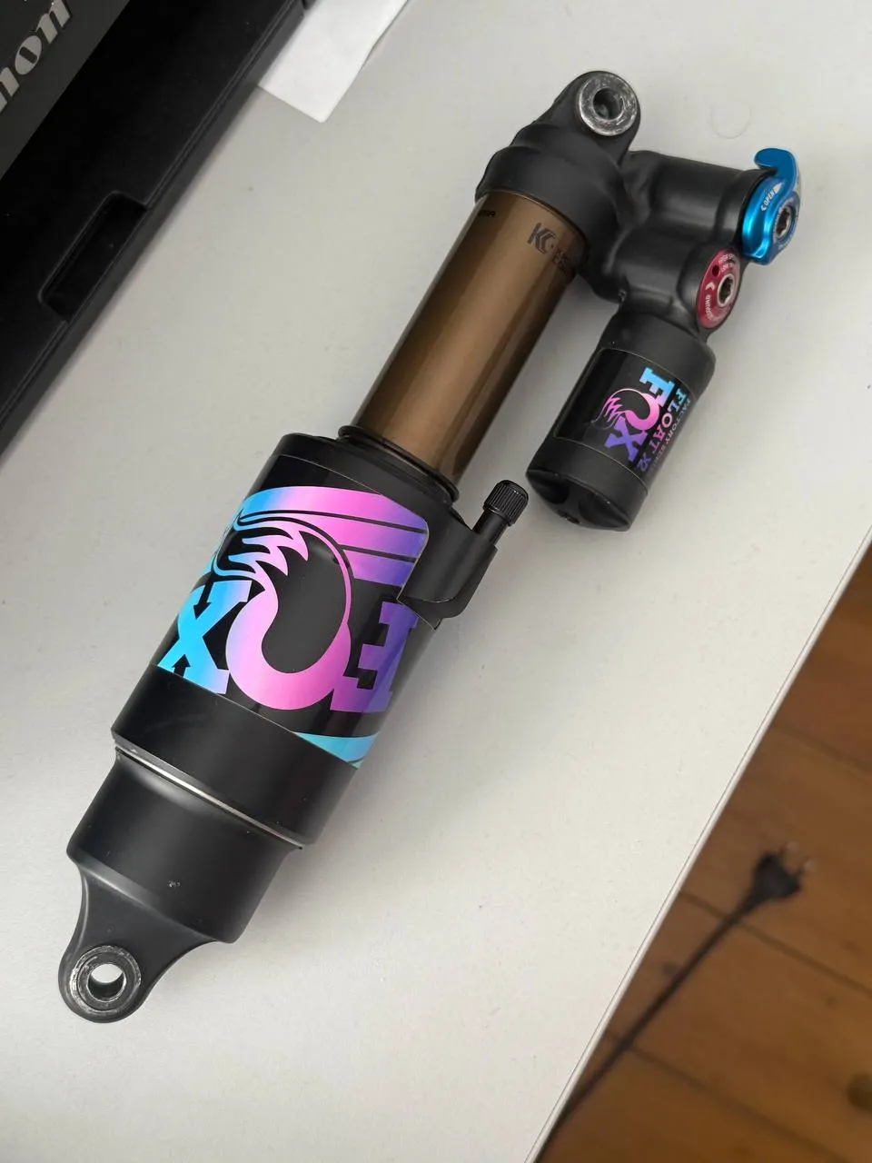Амортизатор Fox Float X2 Factory Kashima фото 1