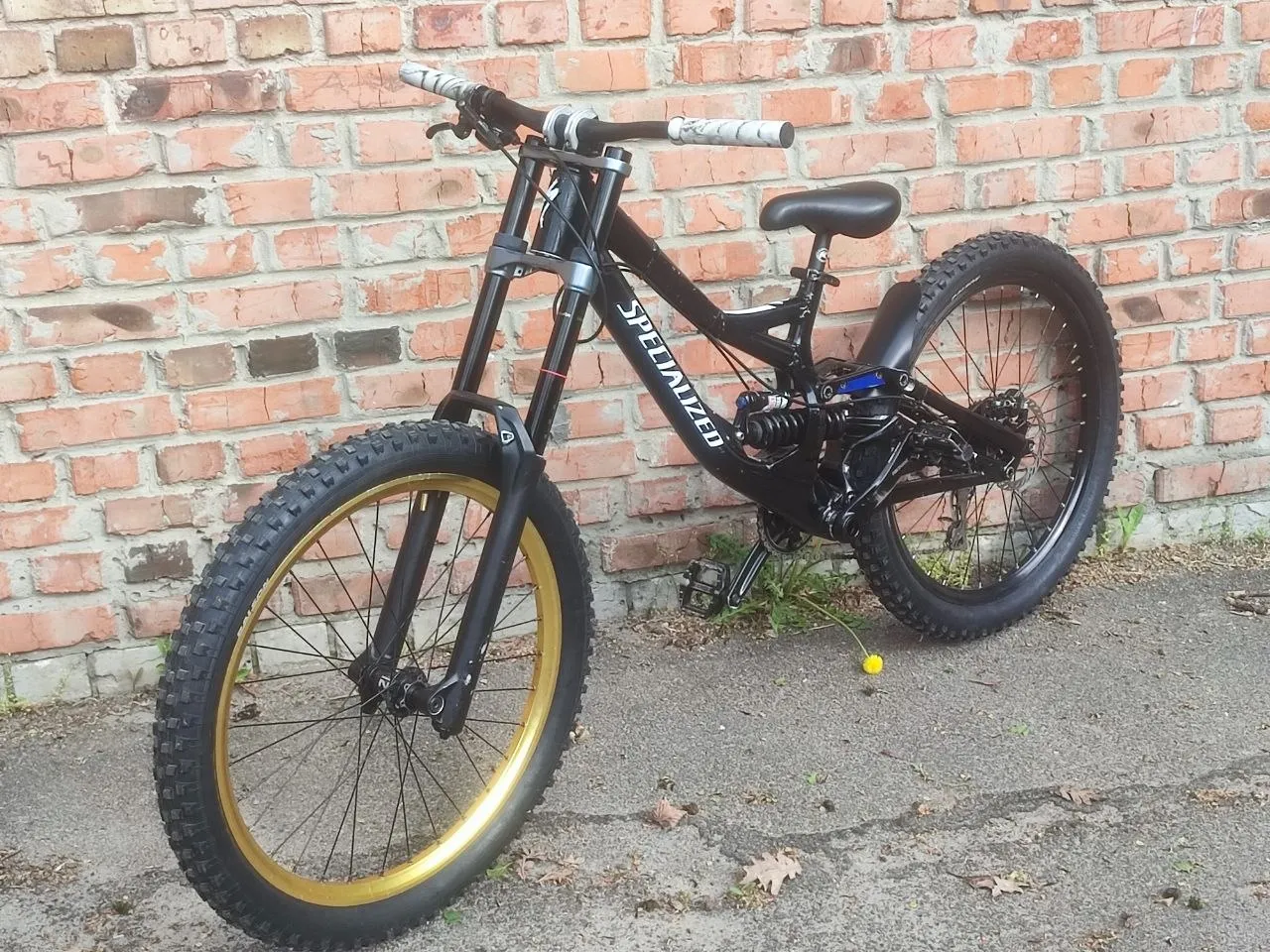 Рама Specialized Demo 8 + амортизатор Rock Shox Kage RC фото 4