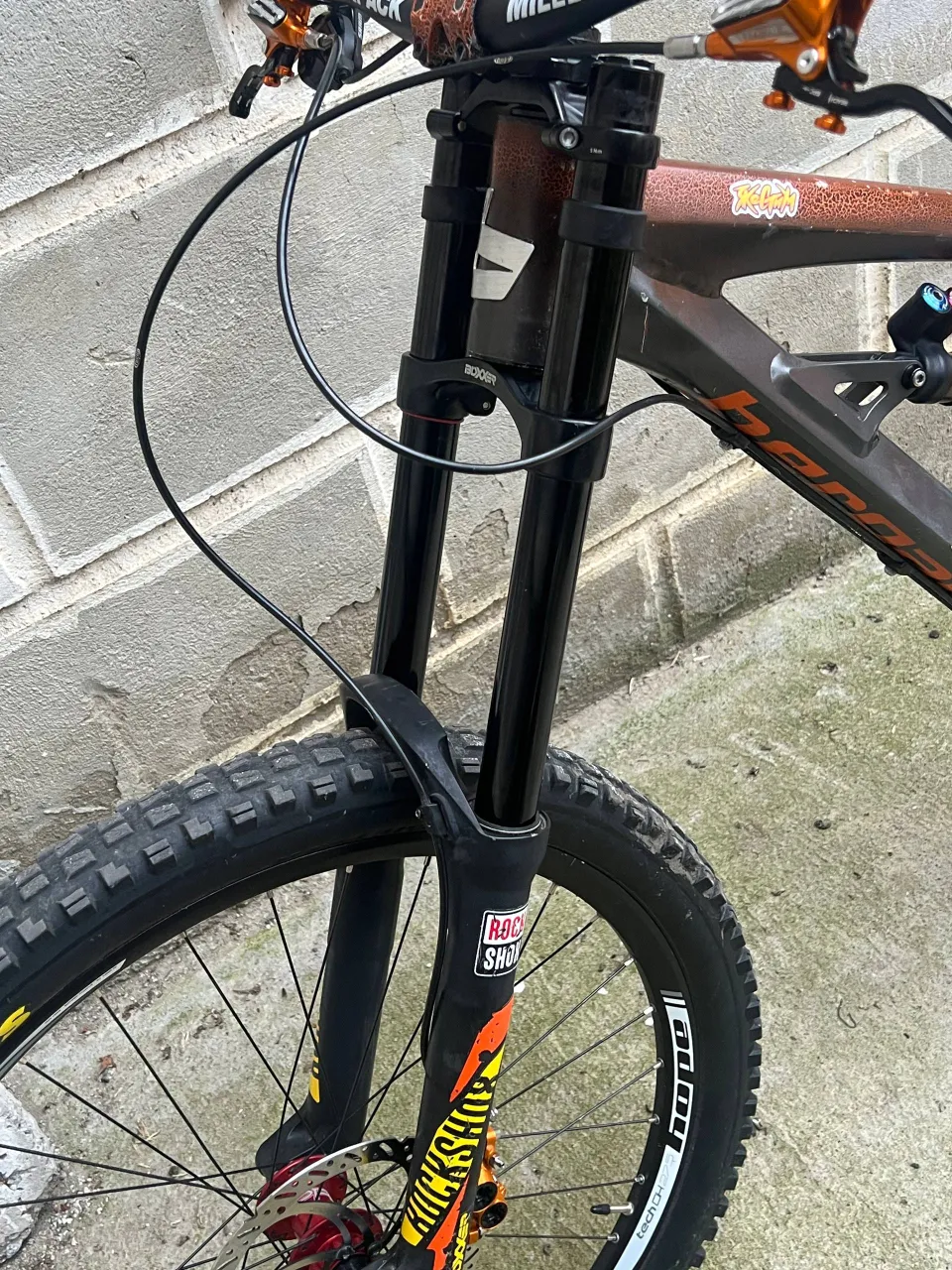 Rock Shox Boxxer вилка фото 1