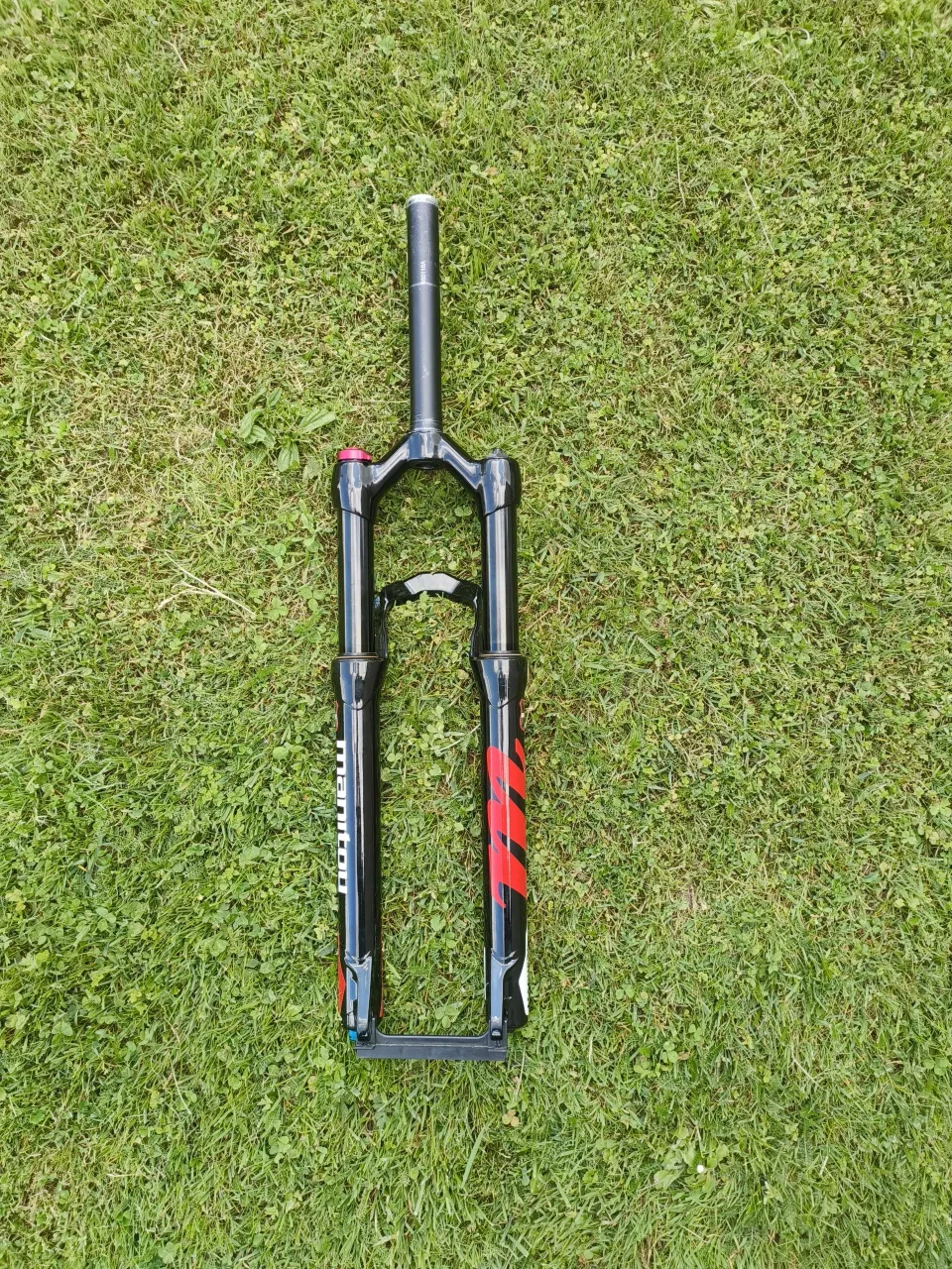 Вилка Manitou Machete 27,5 100mm фото 1