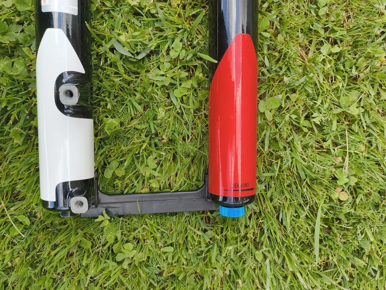 Вилка Manitou Machete 27,5 100mm фото 4
