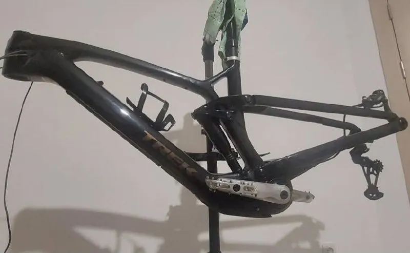 Рама Trek Fuel EX E Full Carbon OCLV 2024 фото 1