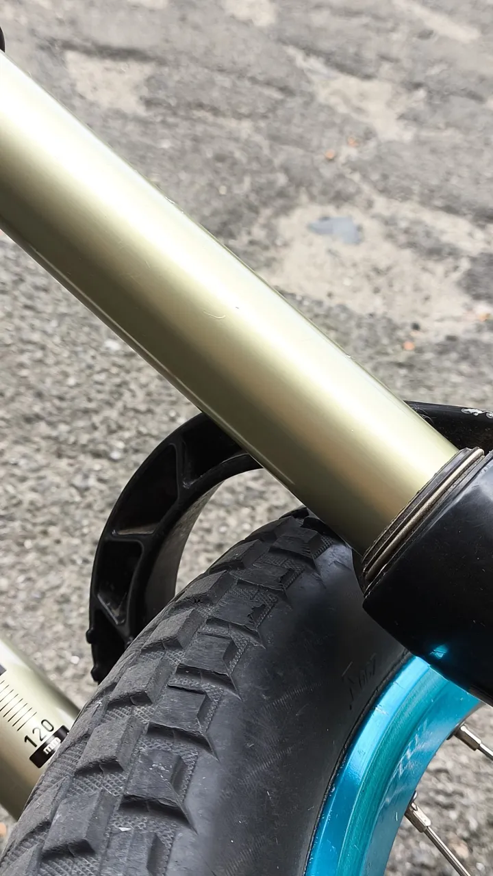 RockShox Recon U-Turn 26 пружинна вилка під 20-ту вісь фото 8