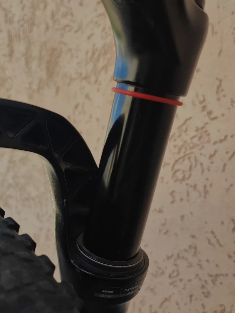 Rock Shox Yari RL вилка 27.5 95mm 15x110 фото 7