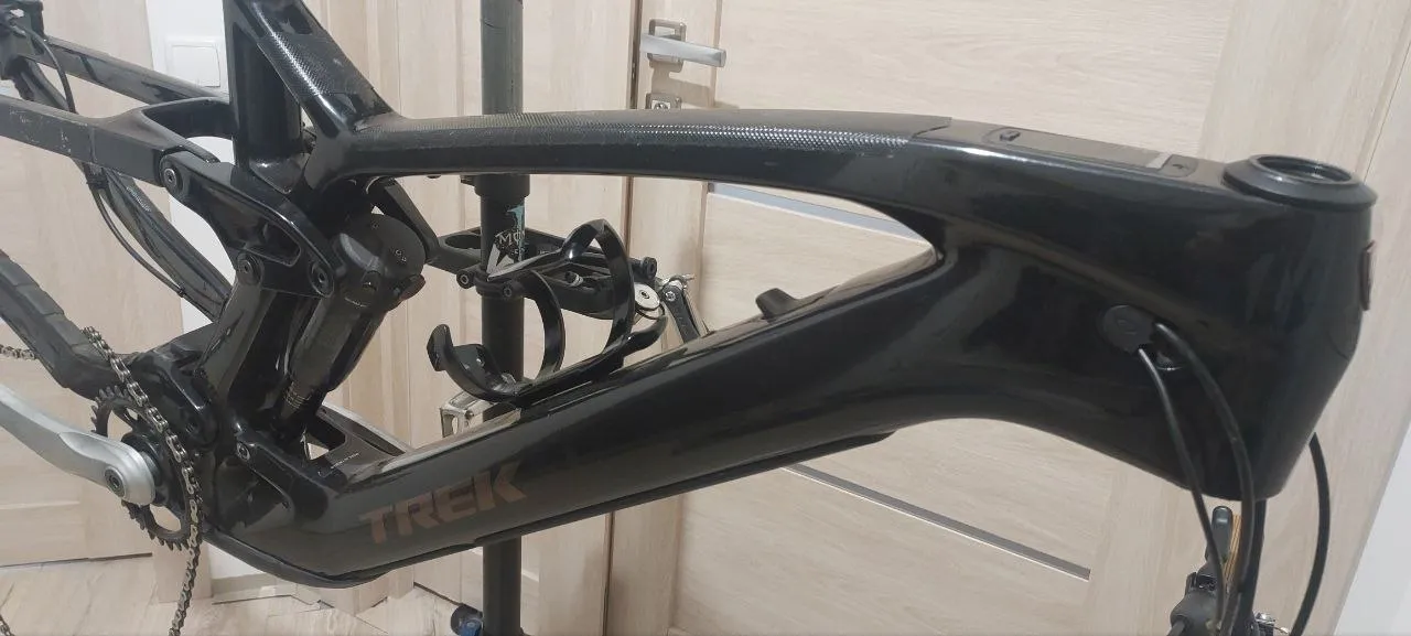 Рама Trek Fuel EX E Full Carbon OCLV 2024 фото 2