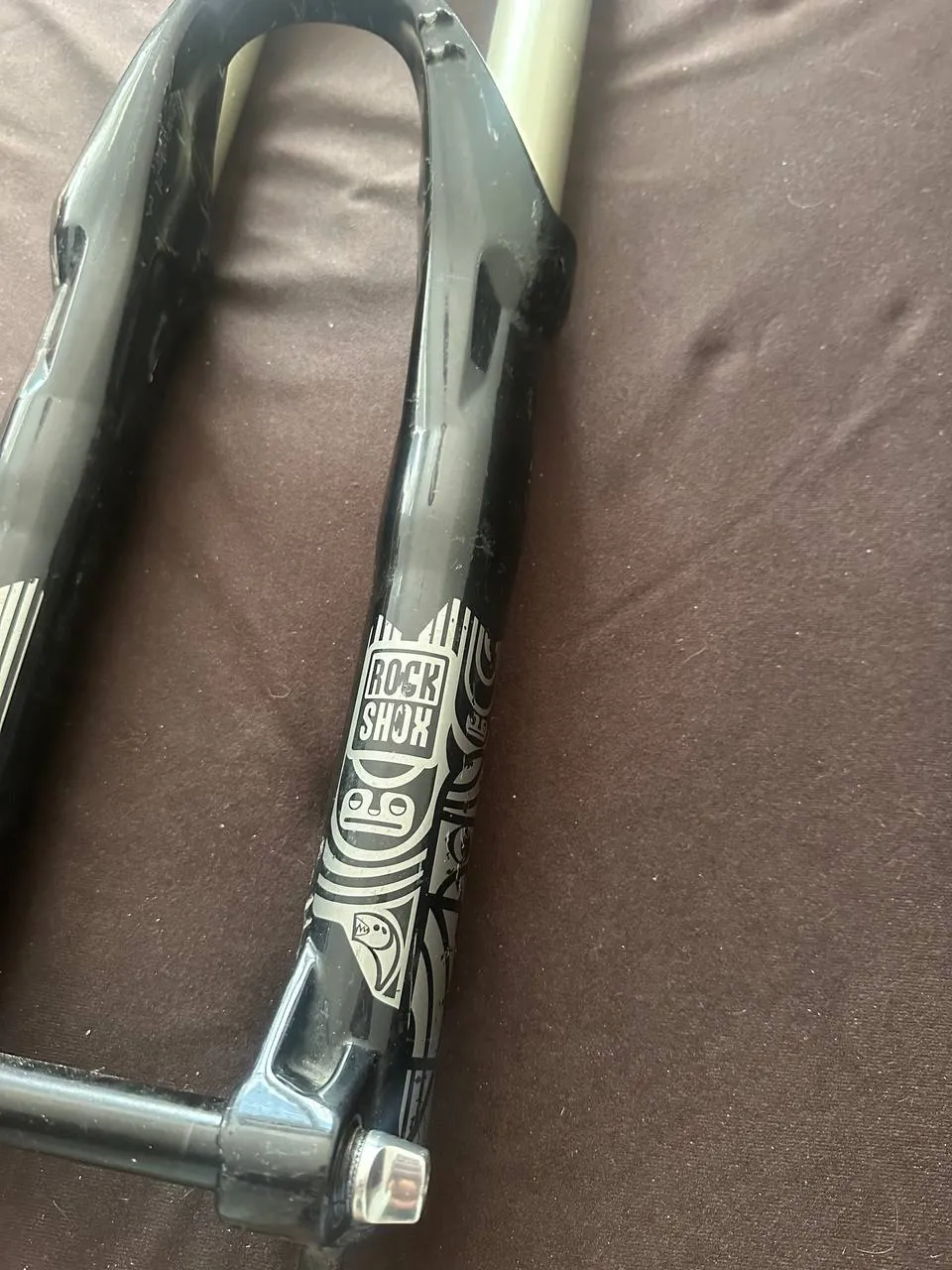 Вилка Rock Shox Totem фото 2