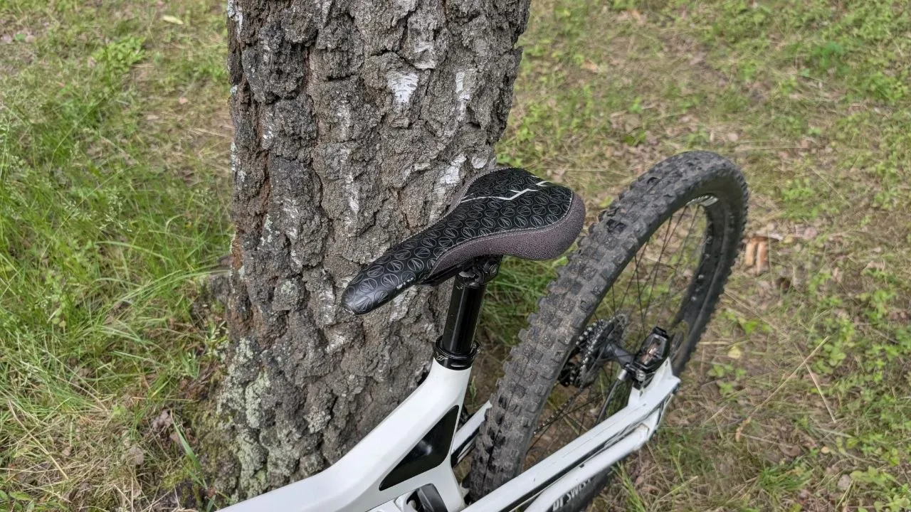 YT Tues MK2 CF Carbo 2017 фото 7