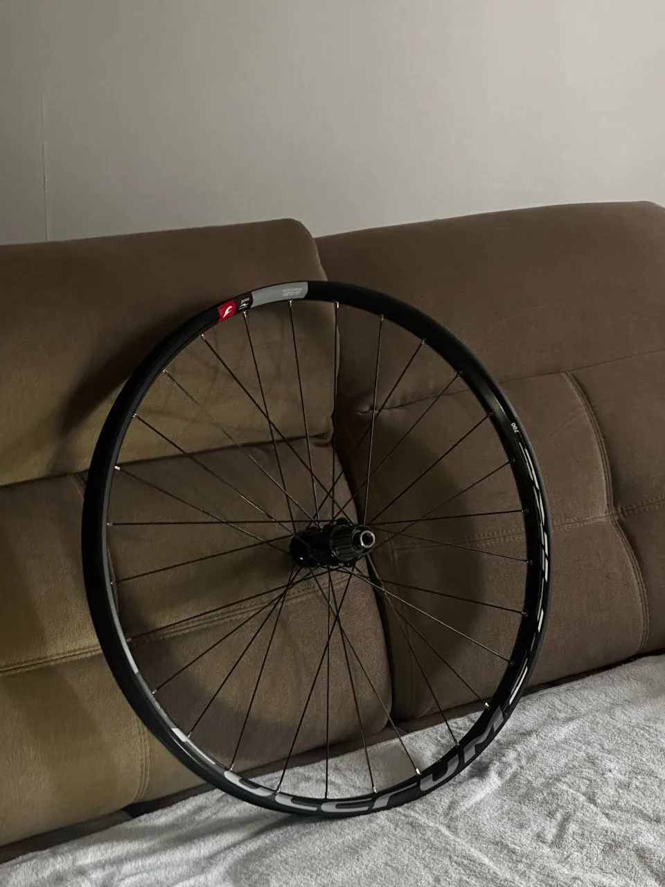 Колесо Fulcrum E-Fire 27.5 centerlock фото 2