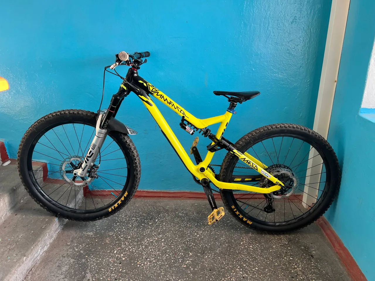Commencal Meta AM V4 27.5 2017 фото 1