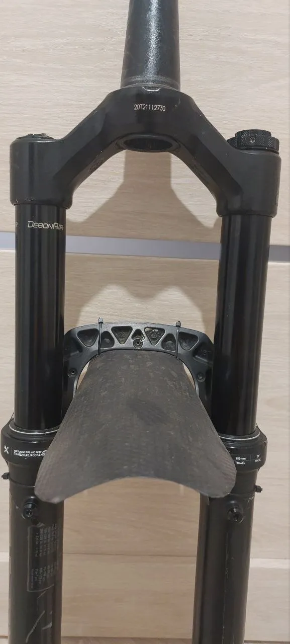 Колесо 29" + Вилка RockShox Lyrik RC2 Charger 3 + Руль Race Face Atlas фото 10