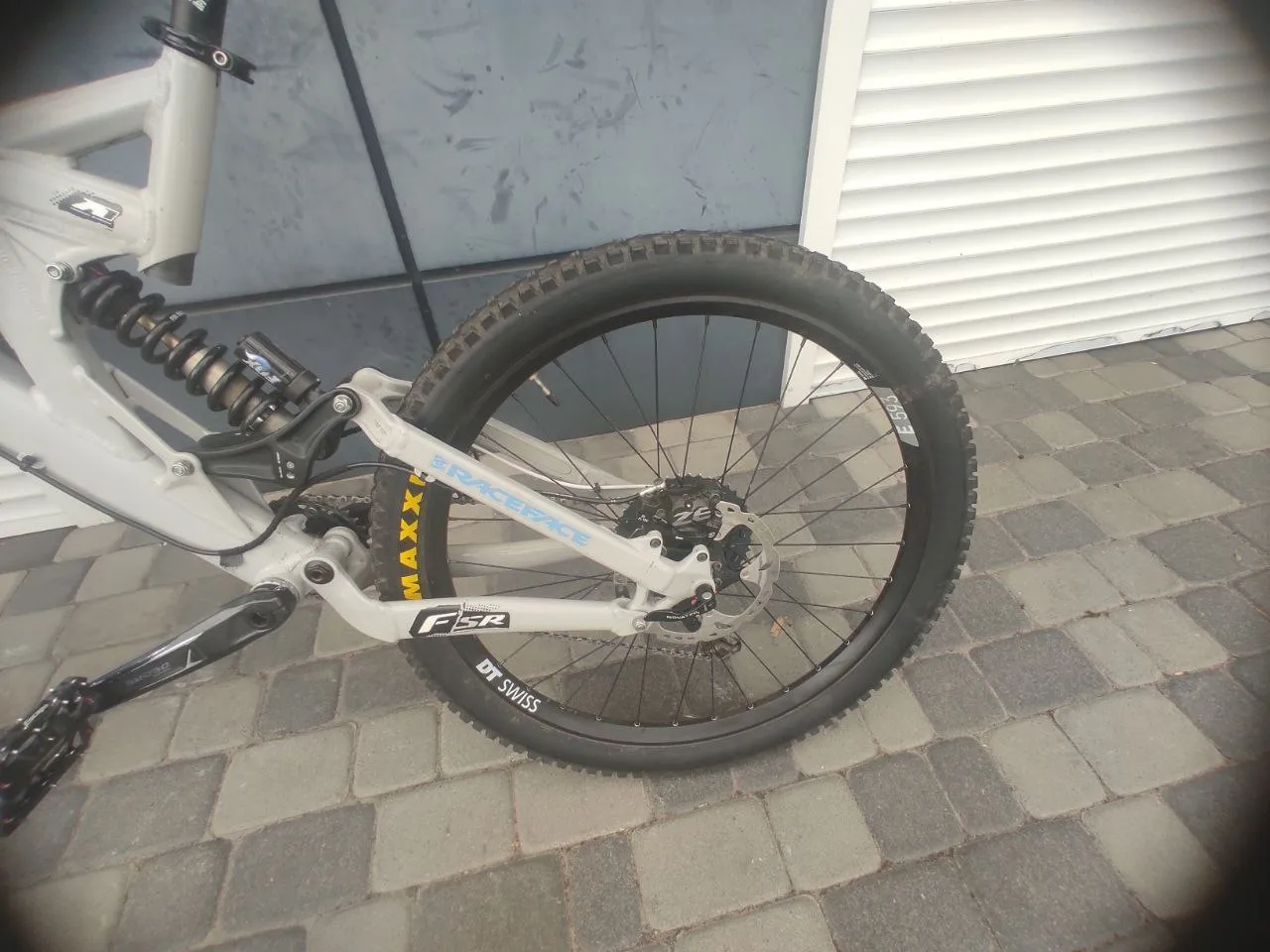Byk Hit 1 Rockshox Boxxer Fox Van R Shimano Deore фото 5