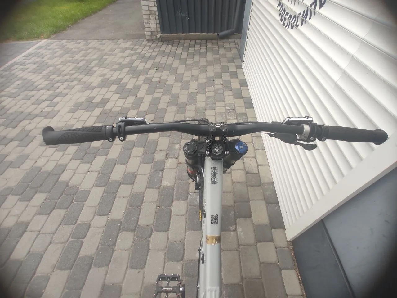 Byk Hit 1 Rockshox Boxxer Fox Van R Shimano Deore фото 1