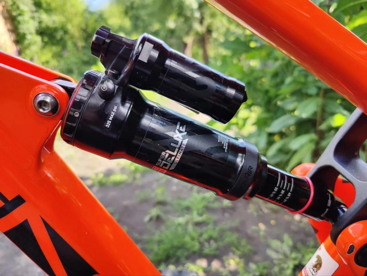 Intense Carbine 29 карбон RockShox Lyrik Ultimate фото 4