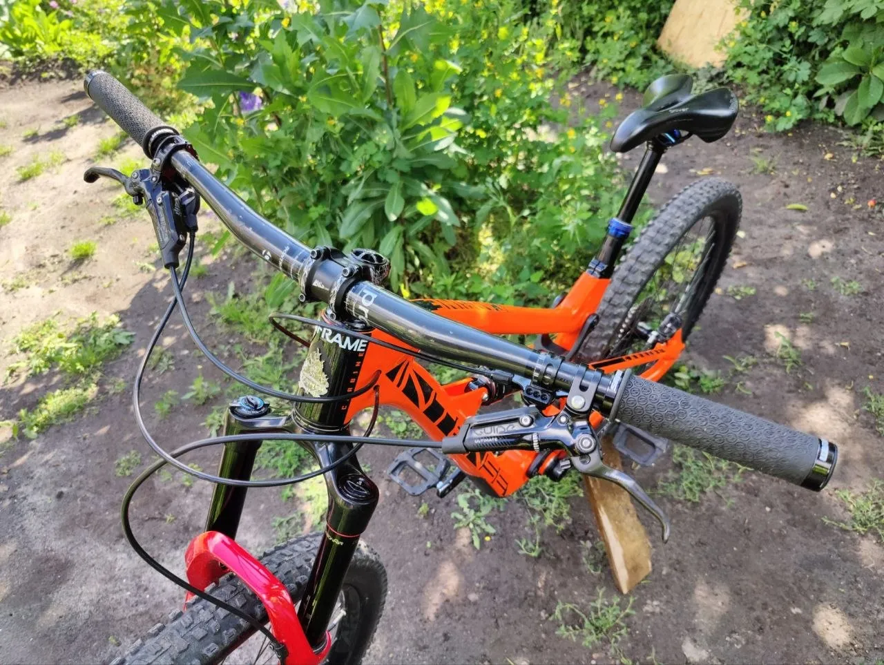 Intense Carbine 29 карбон RockShox Lyrik Ultimate фото 6