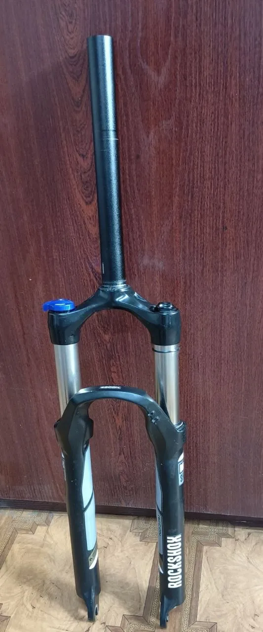 Rock Shox Recon Silver TK Solo Air 9mm 26" вилка фото 1