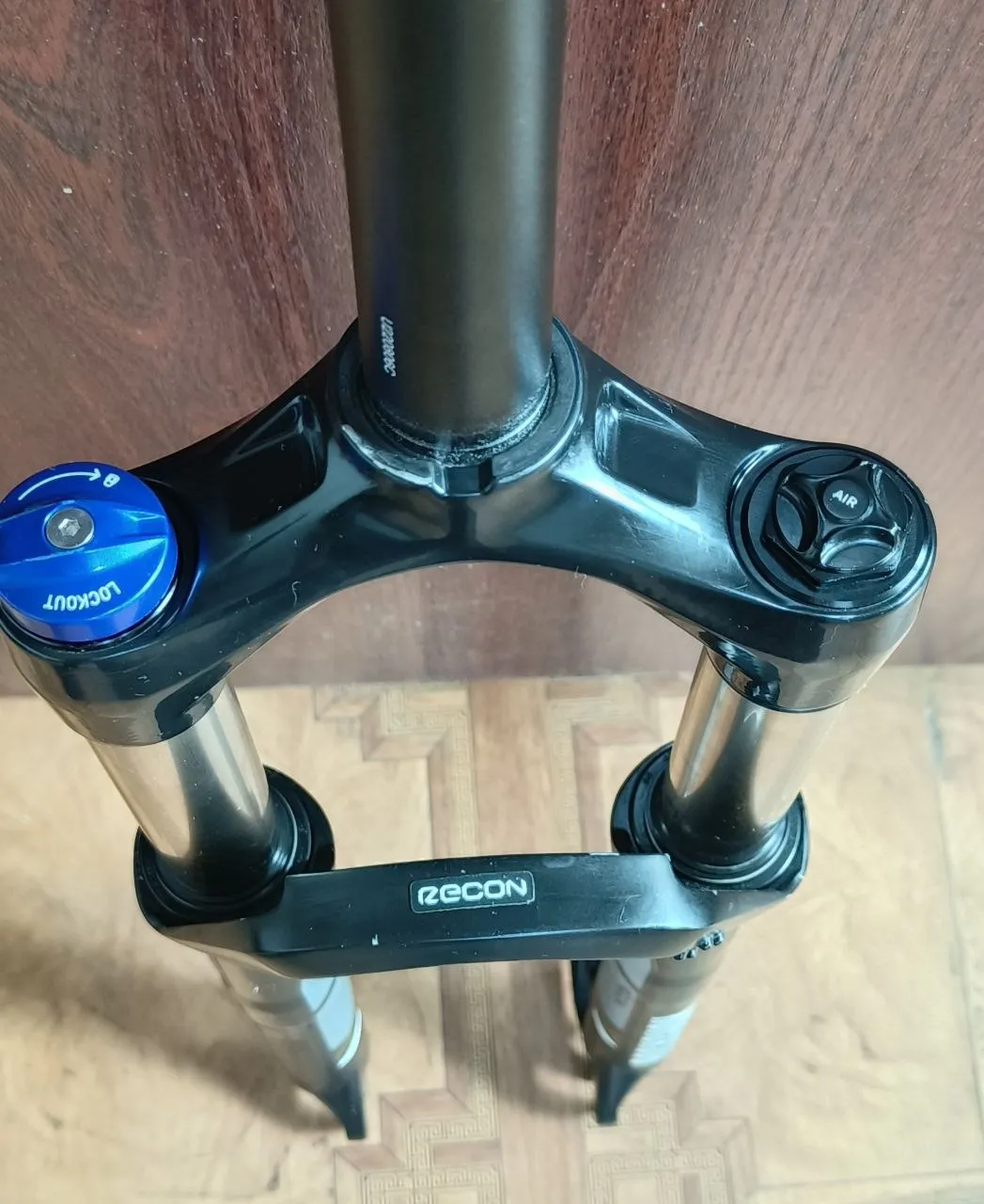 Rock Shox Recon Silver TK Solo Air 9mm 26" вилка фото 2