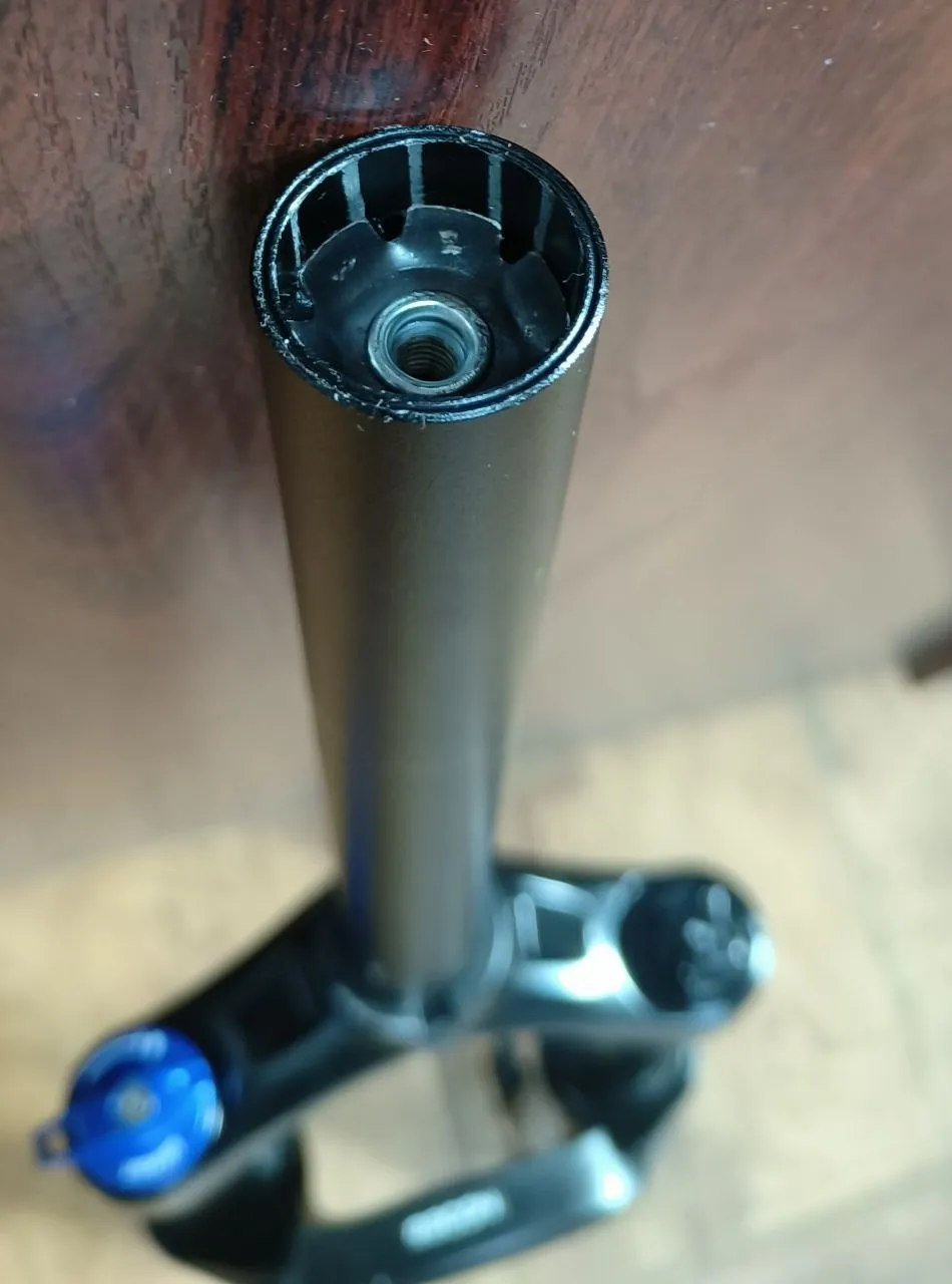 Rock Shox Recon Silver TK Solo Air 9mm 26" вилка фото 10