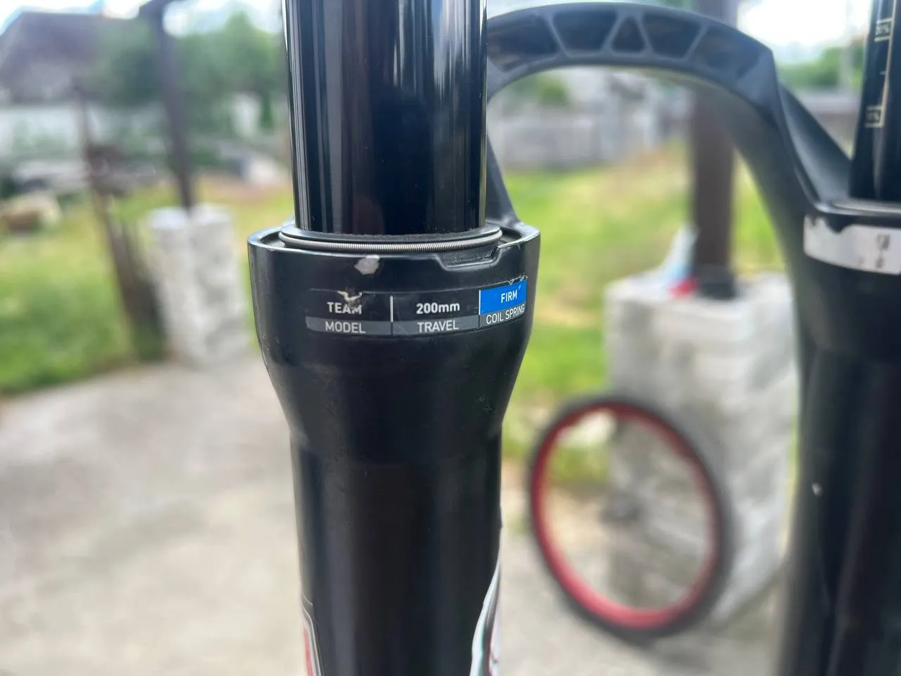 Вилка Rock Shox Boxxer 20x110 фото 4